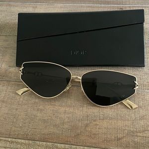 Womens Authentic Christian Dior sunglasses